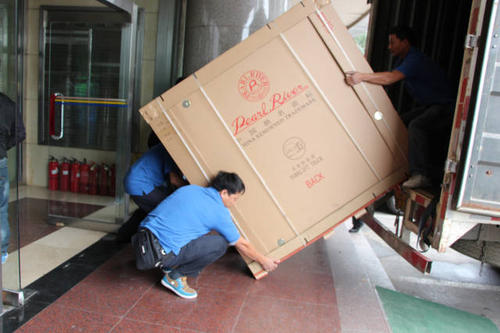 普宁钢琴贵重工艺品无忧运
